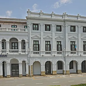 https://the-royale-bintang-penang.penanghotels.org